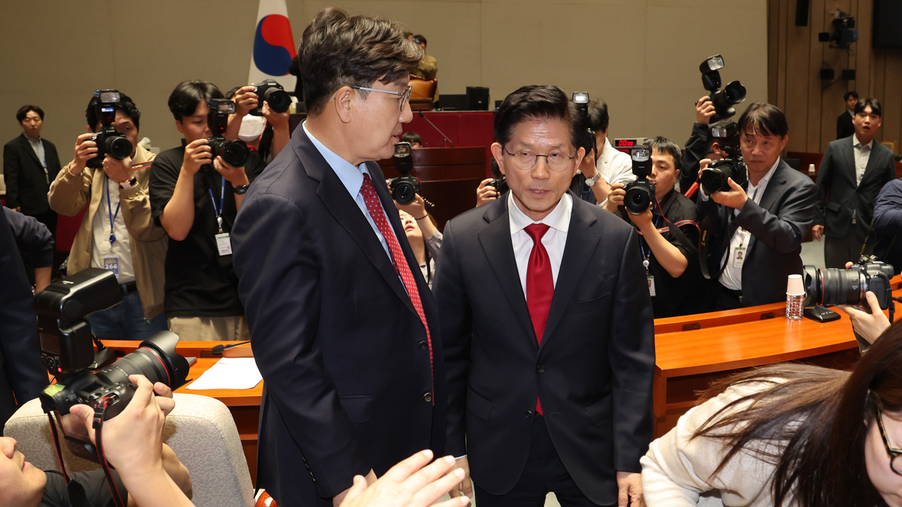 국민의힘, 오늘 단일화 여론조사 종료…<br>의총서 김문수-당 지도부 충돌