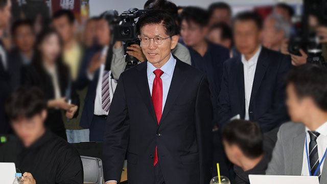 김문수 “후보자격 불법박탈…<br>법적·정치적 조치 즉시 착수”