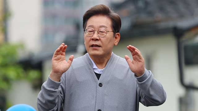 전남 찾은 이재명 “반역사·반민주공화국 세력 반드시 제압”