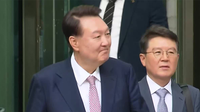 윤, 2차 소환 불응…경찰 ‘3차 <br>출석 요구서’ 발송
