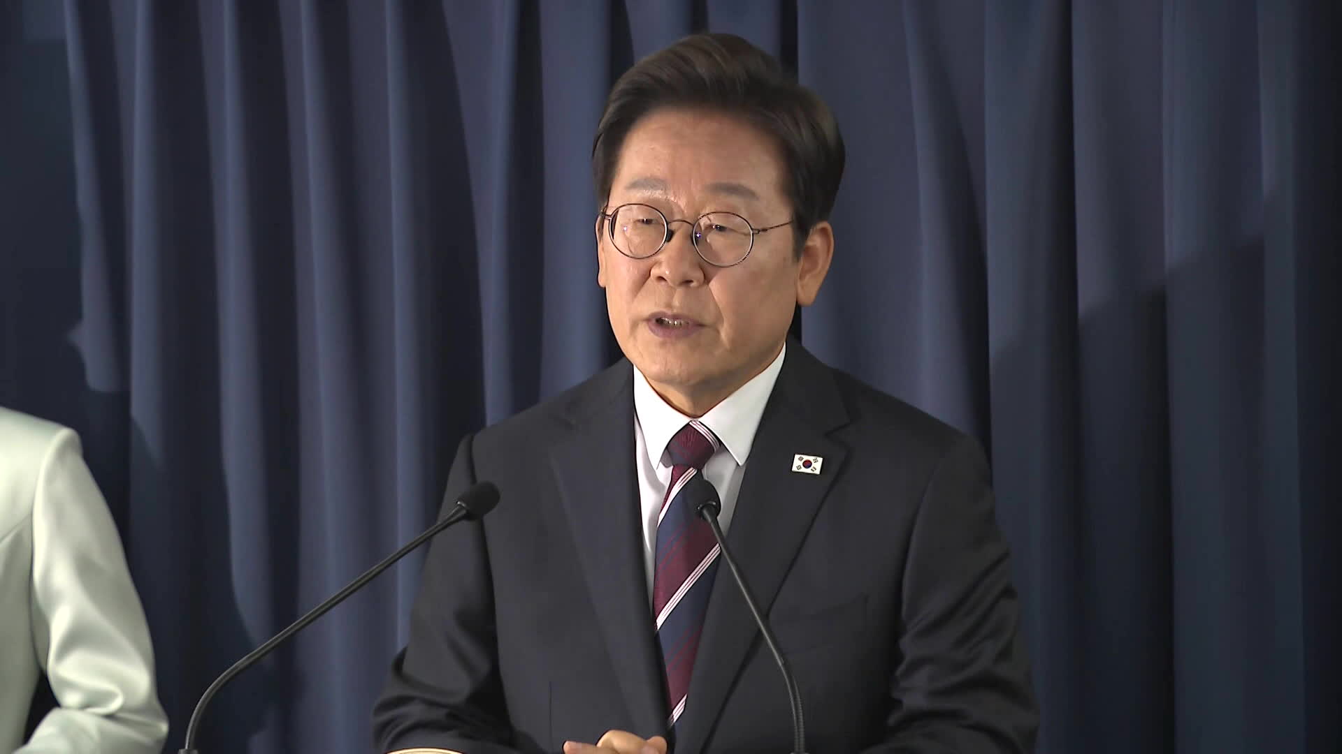 이 대통령 “정상외교와 국제협력, 더 높은 단계로 강화해야”