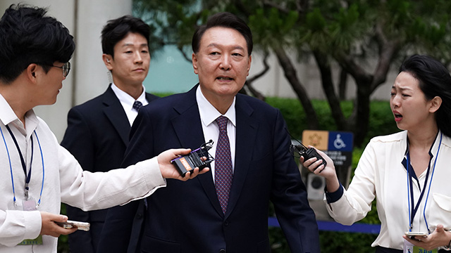 [단독] ‘출석 불응’ 윤, 경호처·경찰 고발키로…또 꺼내든 ‘위법 수집 증거’