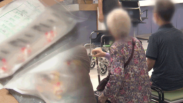 의료급여 정률제 개정 논란…<br>“빈곤층에겐 몇 천 원도 부담”
