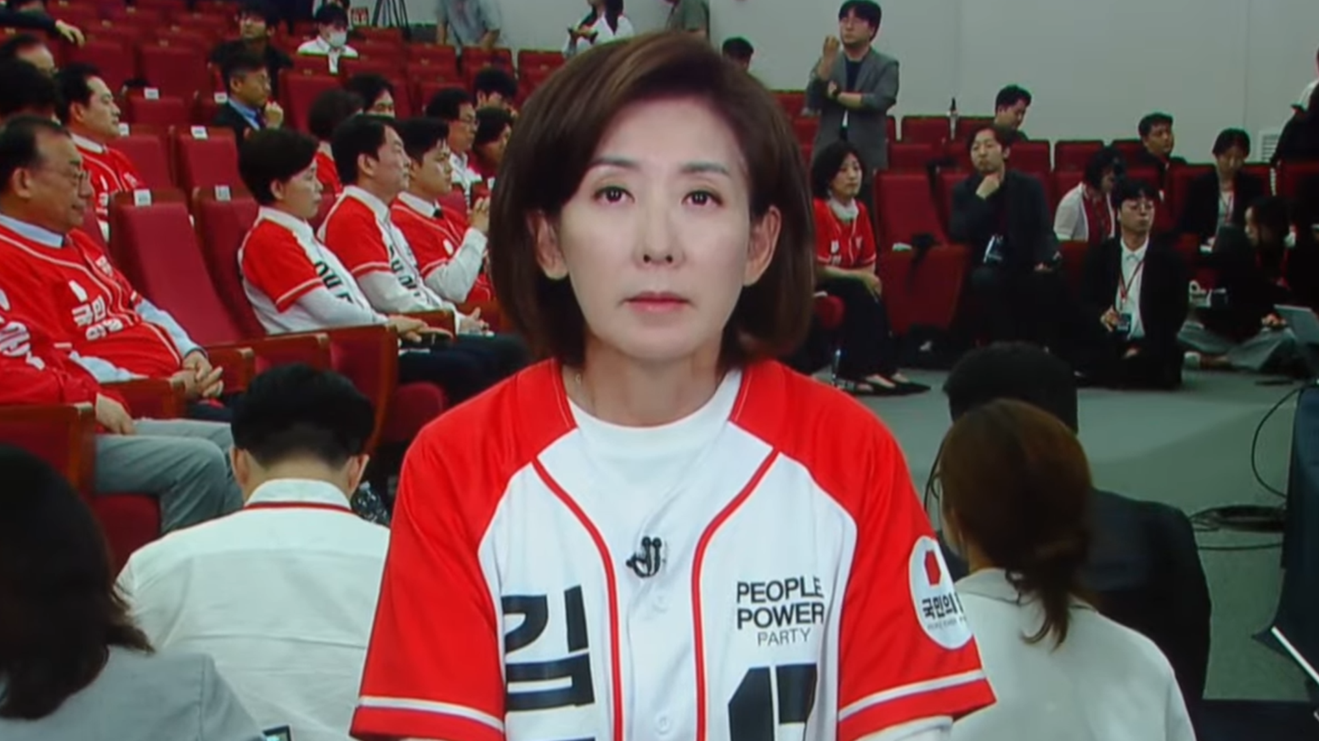 [현장연결] 방송 3사 출구조사 결과 ‘김문수 39.3%’…나경원 “다소 충격적 결과”
