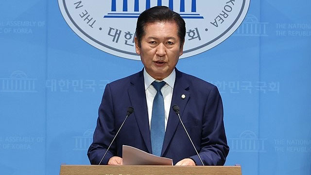 민주 정청래, 당대표 출마 선언…“이재명과 한 몸처럼 행동하겠다”
