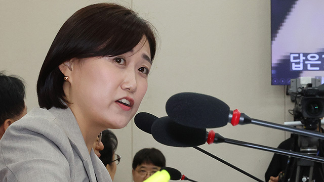 민주당 “윤, 특검 출석 면죄부 될 수 없어…사죄해야”