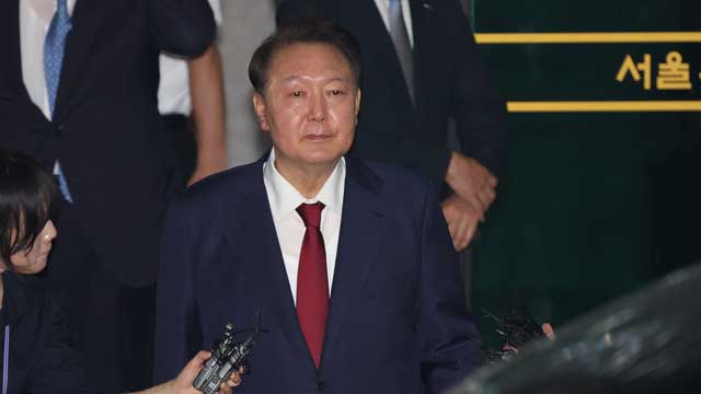 [속보] 윤 전 대통령, 내란특검 조사 마치고 귀가