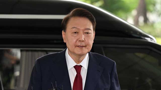 [속보] 윤 전 대통령, 내란특검 조사 마치고 귀가