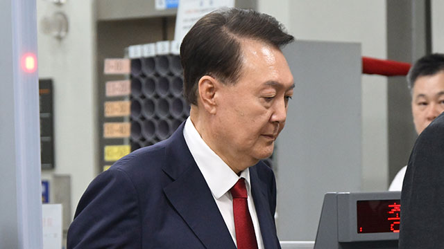 윤 전 대통령 측 “특검, 조사 실시보다 강제 인치만 고집…망신주기”